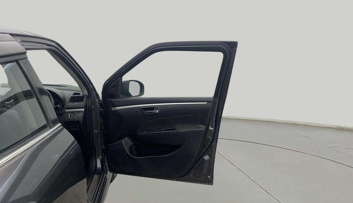 2016 Maruti Swift ZXI, Petrol, Manual, 19,047 km, RHS Front Door