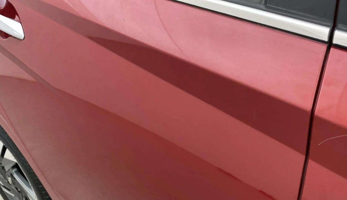 2021 Hyundai NEW I20 ASTA 1.2 MT, Petrol, Manual, 27,975 km, Right rear door - Paint minor damage