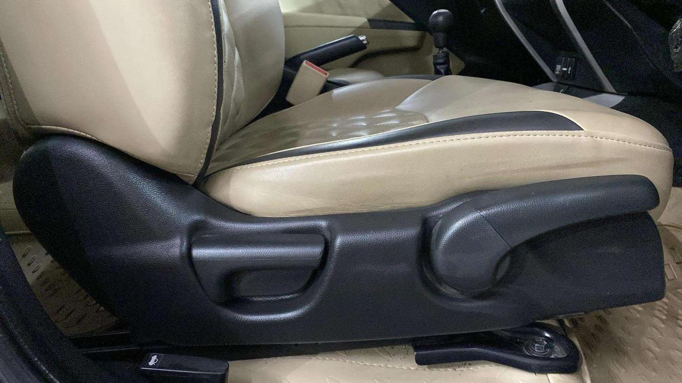 2018 Honda City 1.5L I-VTEC V MT, Petrol, Manual, 55,047 km, Driver Side Adjustment Panel