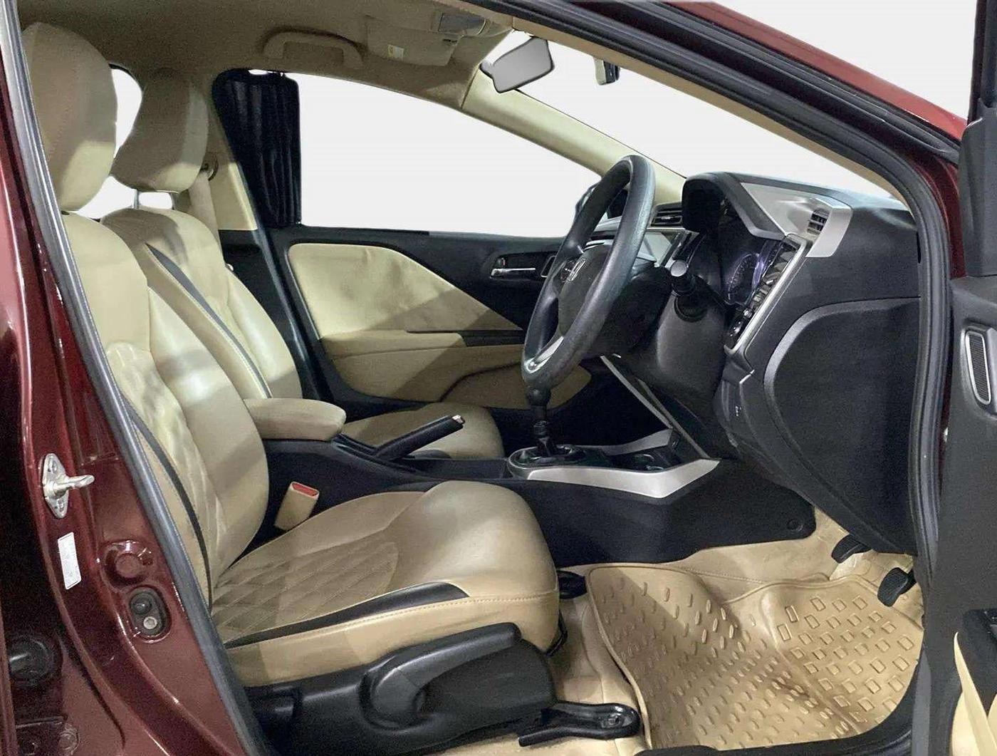 2018 Honda City 1.5L I-VTEC V MT, Petrol, Manual, 55,047 km, Right Side Front Door Cabin
