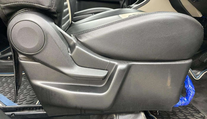 2023 Maruti New Wagon-R ZXI PLUS 1.2, Petrol, Manual, 57,479 km, Driver Side Adjustment Panel