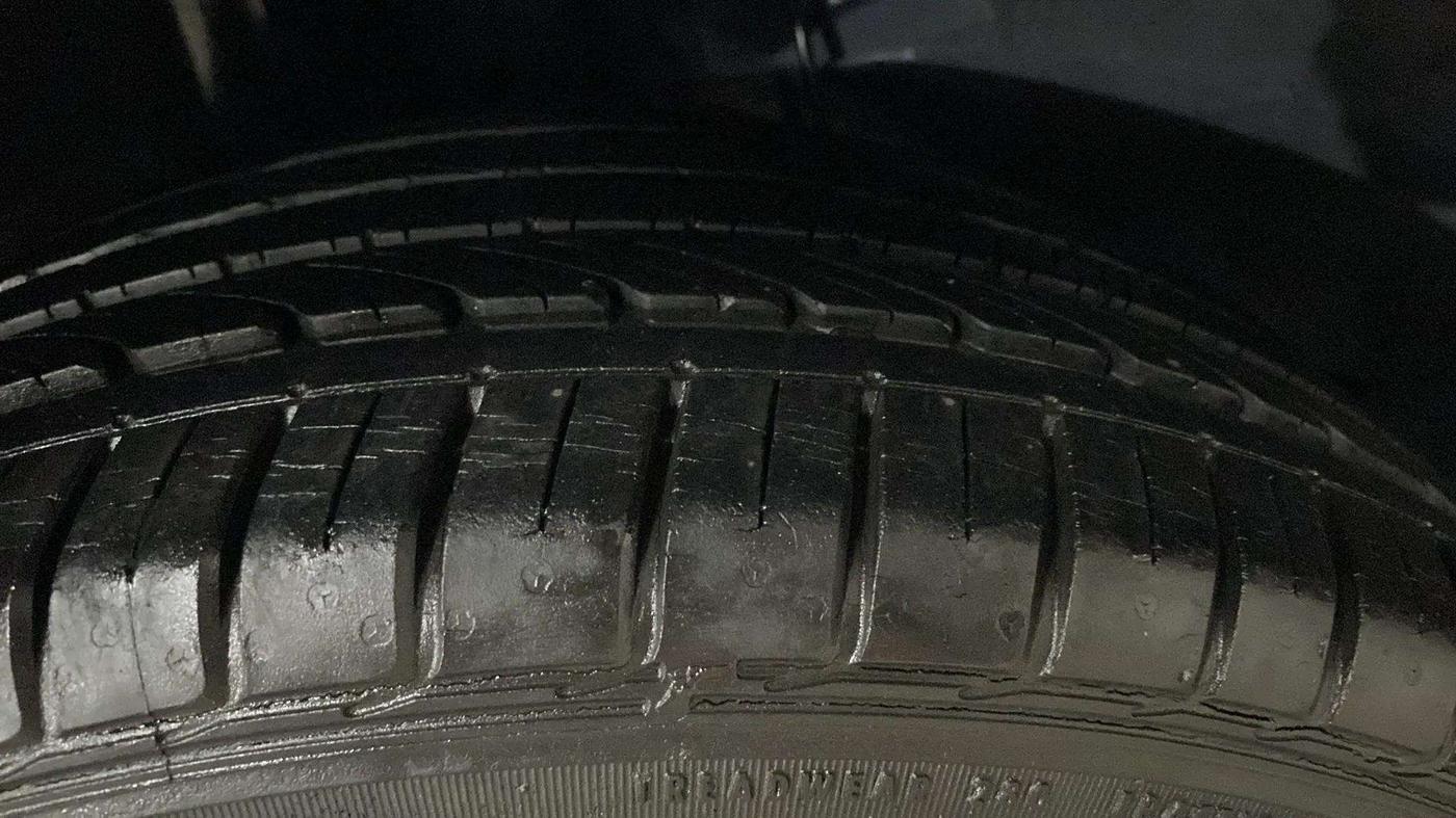 2014 Hyundai Elite i20 ASTA 1.2, Petrol, Manual, 17,104 km, Left Rear Tyre Tread
