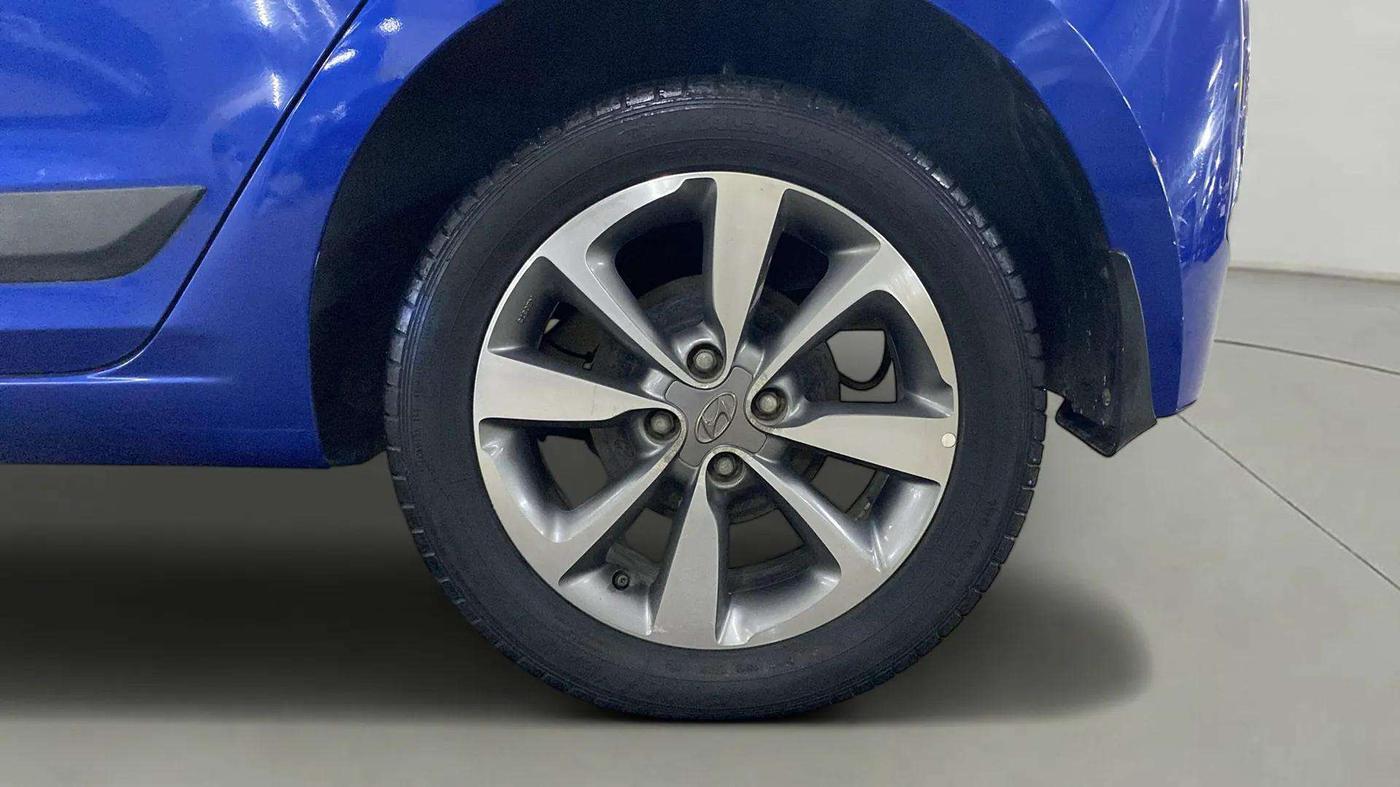2014 Hyundai Elite i20 ASTA 1.2, Petrol, Manual, 17,104 km, Left Rear Wheel
