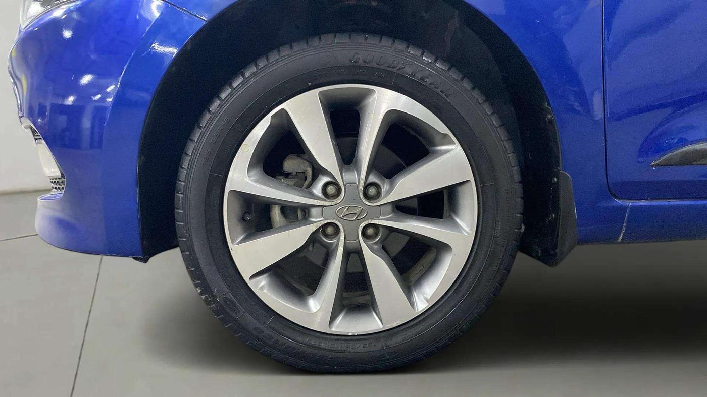 2014 Hyundai Elite i20 ASTA 1.2, Petrol, Manual, 17,104 km, Left Front Wheel