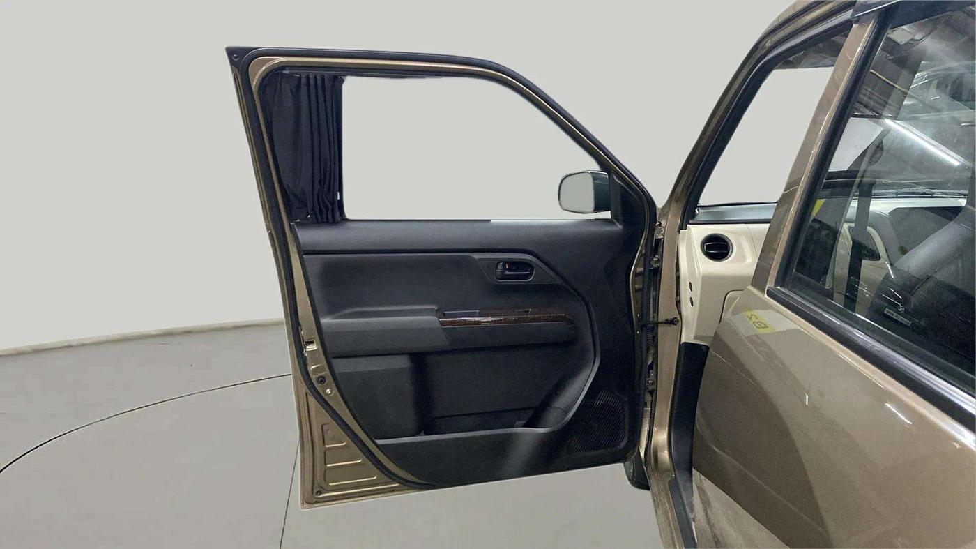 2022 Maruti New Wagon-R LXI CNG 1.0, CNG, Manual, 28,180 km, LHS Front Door