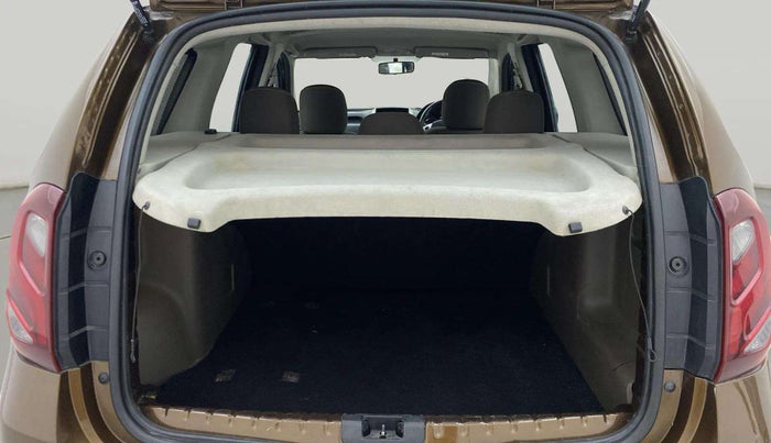 2017 Renault Duster 85 PS RXZ DIESEL, Diesel, Manual, 76,549 km, Boot Inside