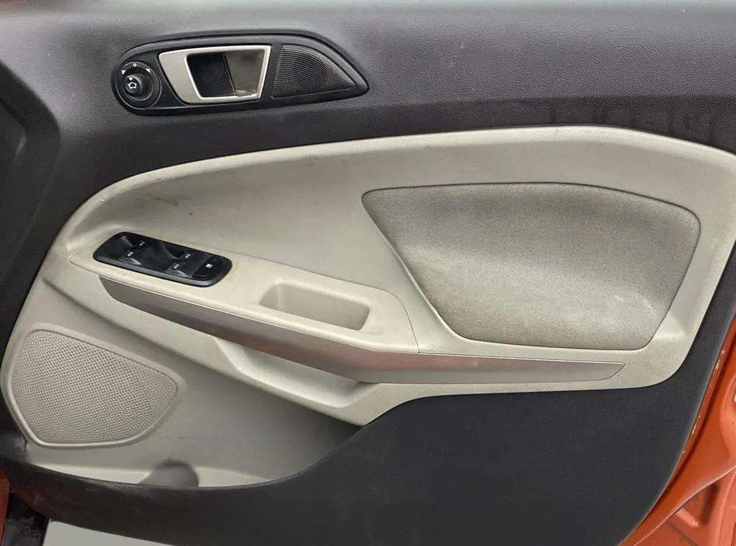 2013 Ford Ecosport TREND 1.5L DIESEL, Diesel, Manual, 91,131 km, Driver Side Door Panels Control