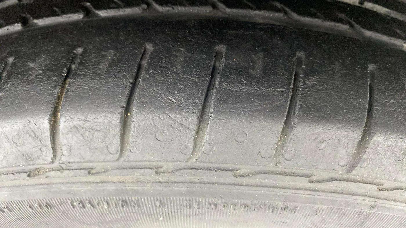 2013 Ford Ecosport TREND 1.5L DIESEL, Diesel, Manual, 91,131 km, Right Front Tyre Tread