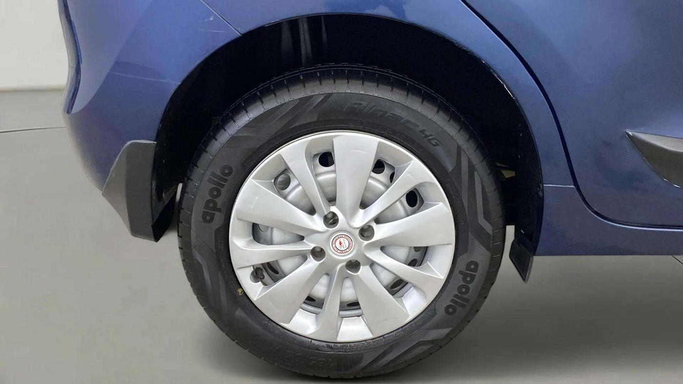 2019 Maruti Baleno SIGMA PETROL 1.2, Petrol, Manual, 42,926 km, Right Rear Wheel