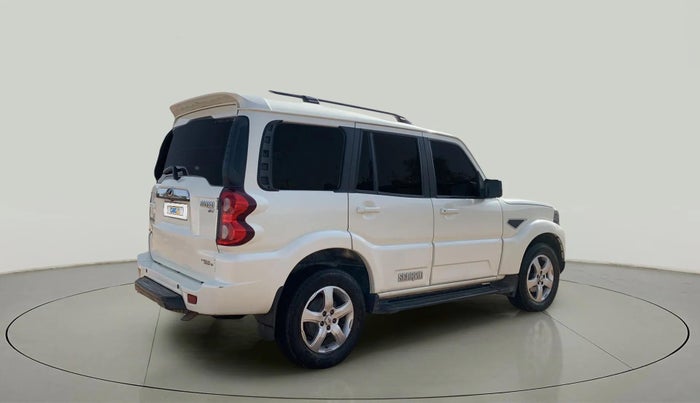 2018 Mahindra Scorpio S11 2WD, Diesel, Manual, 1,20,901 km, Right Back Diagonal