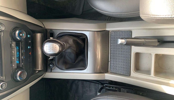 2018 Mahindra Scorpio S11 2WD, Diesel, Manual, 1,20,901 km, Gear Lever