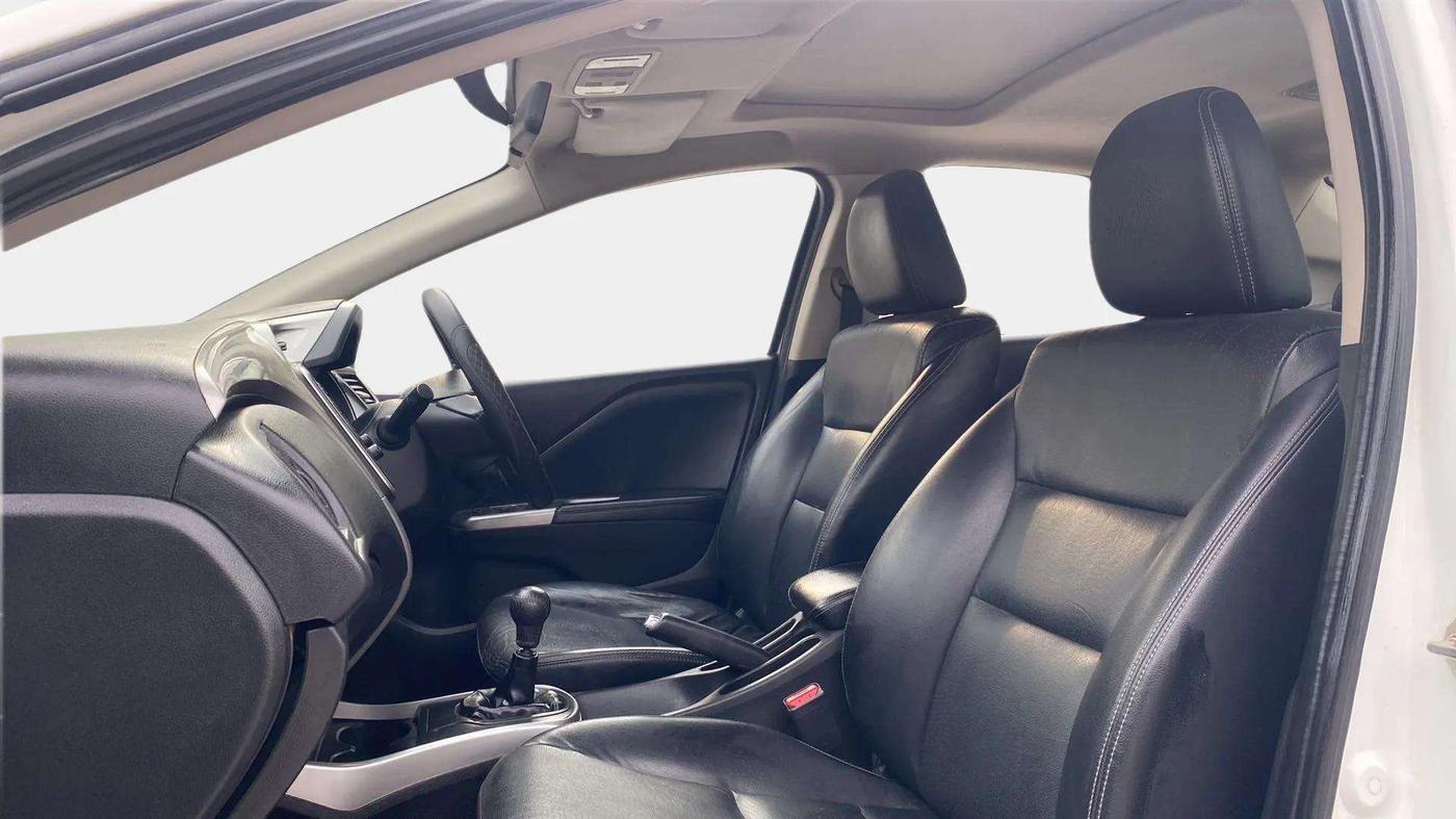 2016 Honda City 1.5L I-VTEC VX (O) MT, Petrol, Manual, 30,282 km, Right Side Front Door Cabin