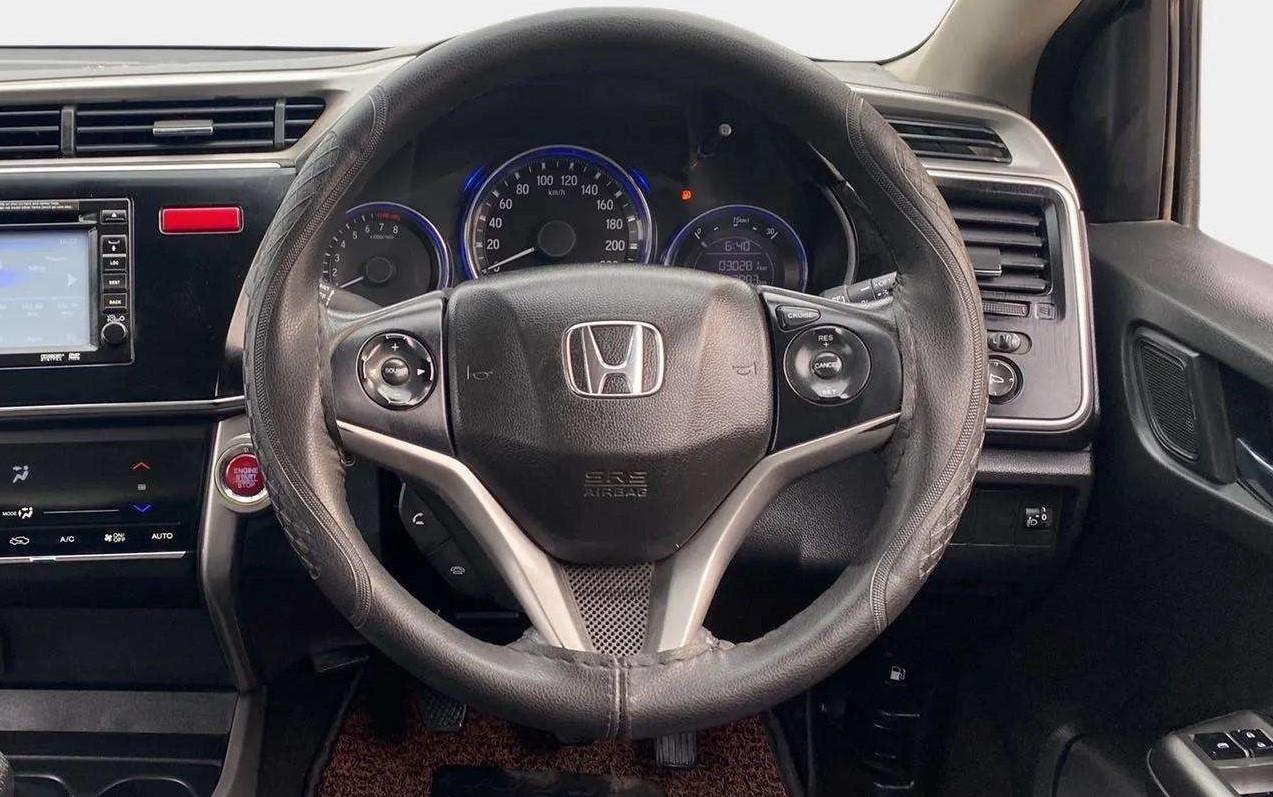 2016 Honda City 1.5L I-VTEC VX (O) MT, Petrol, Manual, 30,282 km, Steering Wheel Close Up