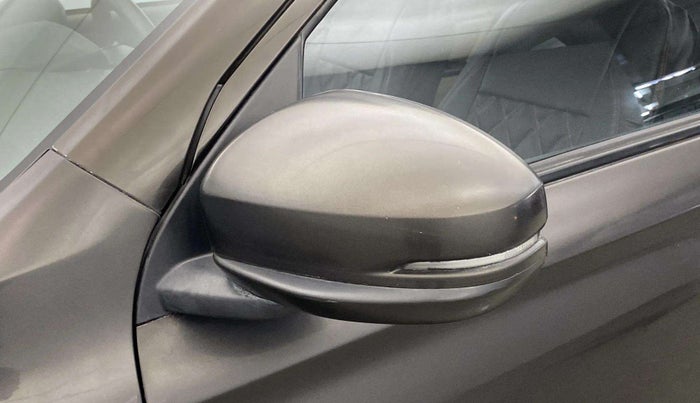 2019 Honda Amaze 1.2L I-VTEC V CVT, Petrol, Automatic, 42,383 km, Left rear-view mirror - Mirror motor not working