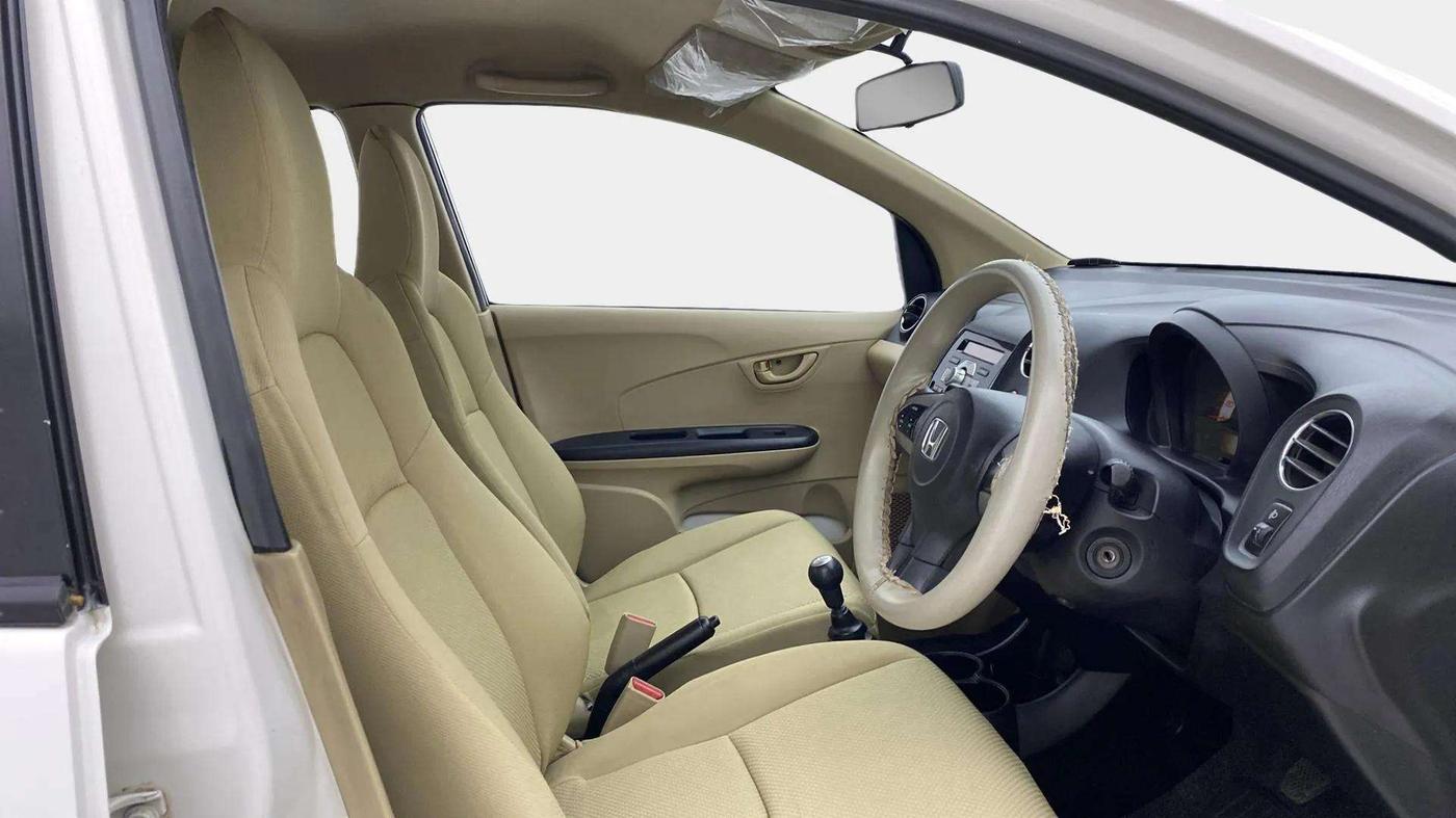 2014 Honda Brio S MT, Petrol, Manual, 48,819 km, Right Side Front Door Cabin