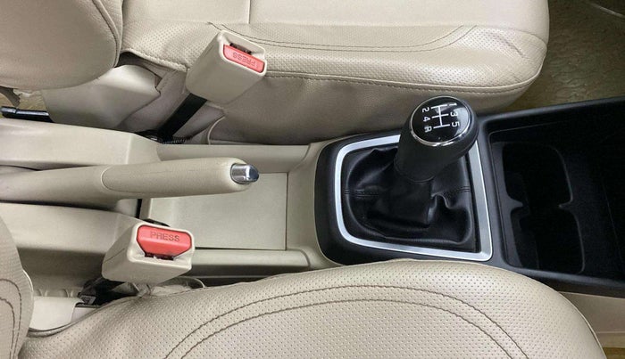 2017 Maruti Dzire VDI, Diesel, Manual, 63,449 km, Gear Lever