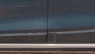 2020 Mahindra XUV300 W8 (O) 1.5 DIESEL AMT, Diesel, Automatic, 37,333 km, Left running board - Cladding has minor damage