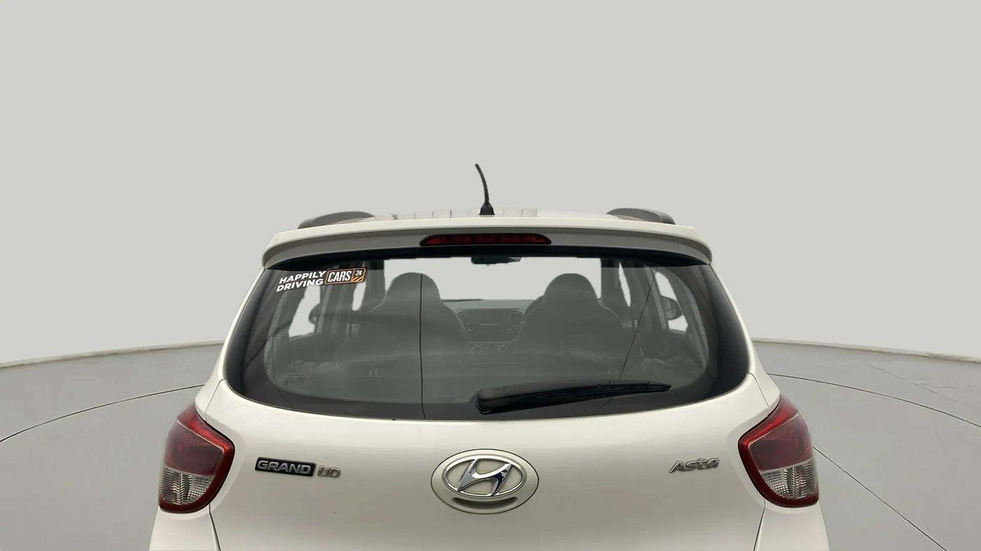 2014 Hyundai Grand i10 ASTA 1.1 CRDI, Diesel, Manual, 72,722 km, Rear Windshield