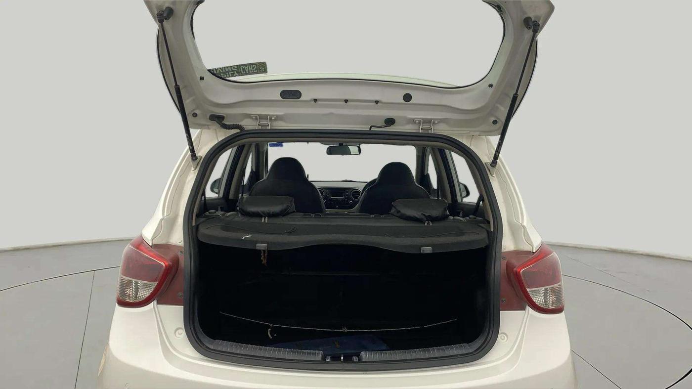 2014 Hyundai Grand i10 ASTA 1.1 CRDI, Diesel, Manual, 72,722 km, Boot Open Zoomed View