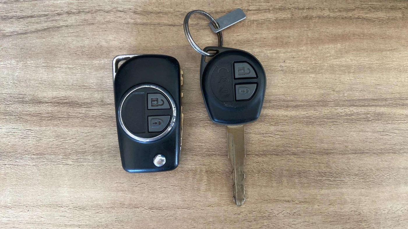 2019 Maruti Dzire VXI, Petrol, Manual, 33,033 km, Key Close Up