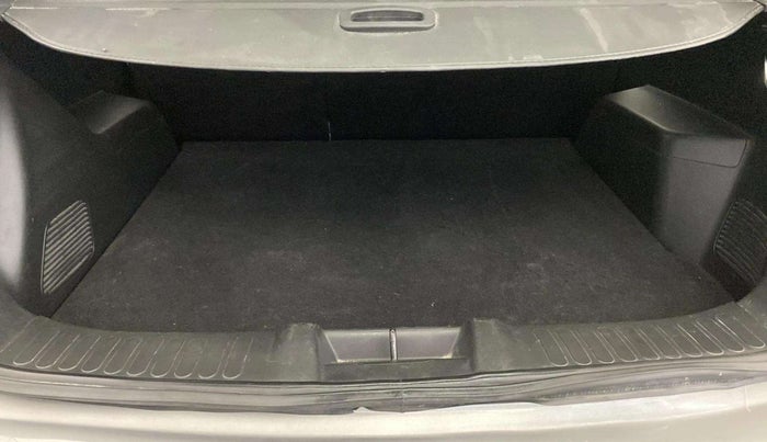 2019 MG HECTOR SHARP 1.5 DCT PETROL, Petrol, Automatic, 56,524 km, Boot Inside