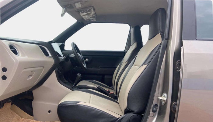 2022 Maruti New Wagon-R ZXI PLUS 1.2 AMT, Petrol, Automatic, 24,800 km, Right Side Front Door Cabin