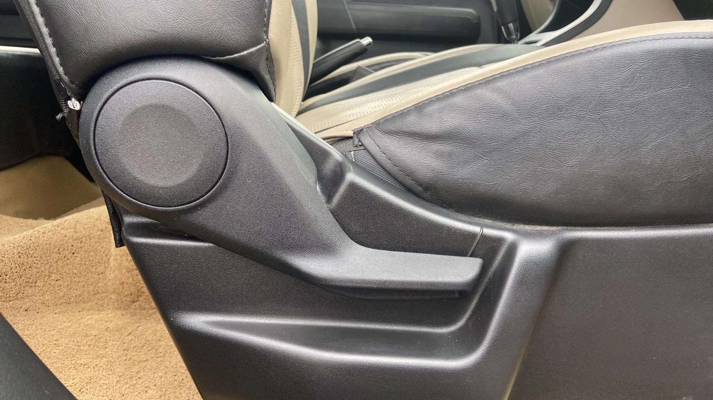 2022 Maruti New Wagon-R ZXI PLUS 1.2 AMT, Petrol, Automatic, 24,800 km, Driver Side Adjustment Panel