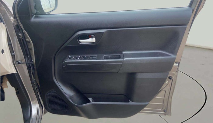 2022 Maruti New Wagon-R ZXI PLUS 1.2 AMT, Petrol, Automatic, 24,800 km, Driver Side Door Panels Control