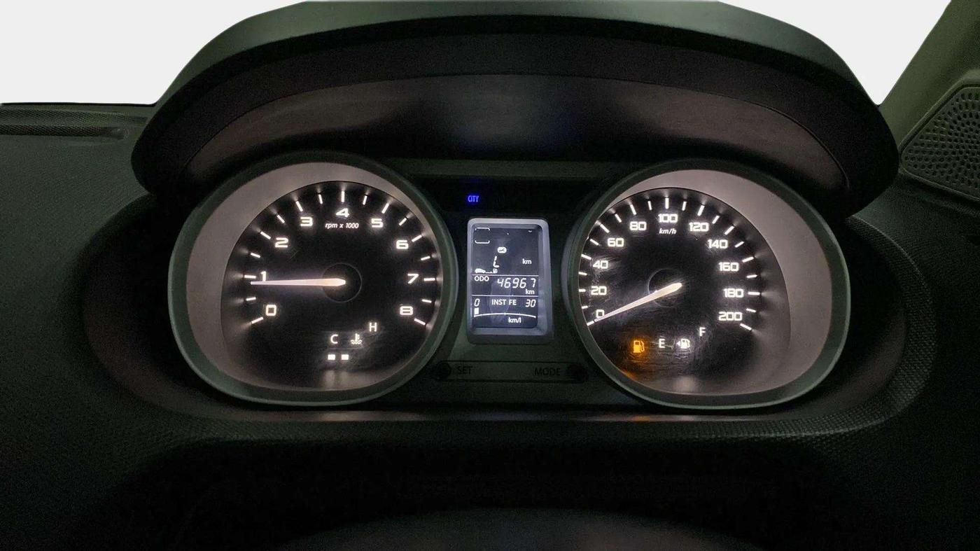 2016 Tata Tiago XZ PETROL, Petrol, Manual, 46,929 km, Odometer Image