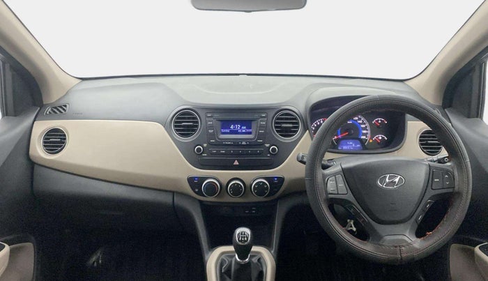 2016 Hyundai Grand i10 SPORTZ 1.2 KAPPA VTVT, Petrol, Manual, 38,645 km, Dashboard