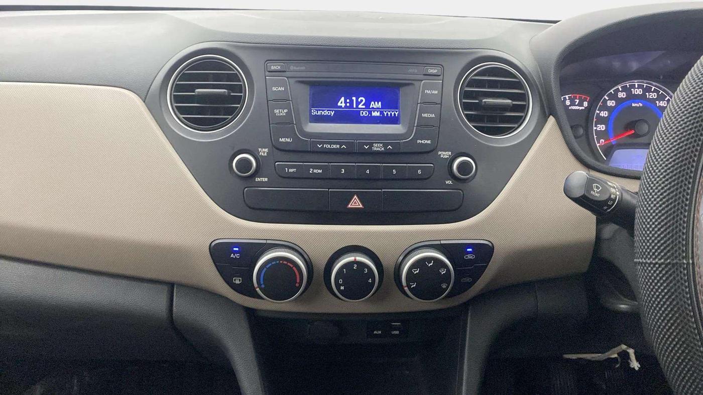 2016 Hyundai Grand i10 SPORTZ 1.2 KAPPA VTVT, Petrol, Manual, 38,659 km, Air Conditioner