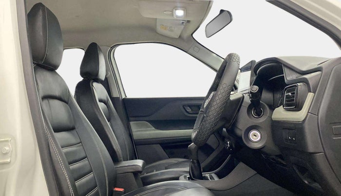 2023 Tata PUNCH ADVENTURE MT, Petrol, Manual, 20,225 km, Right Side Front Door Cabin