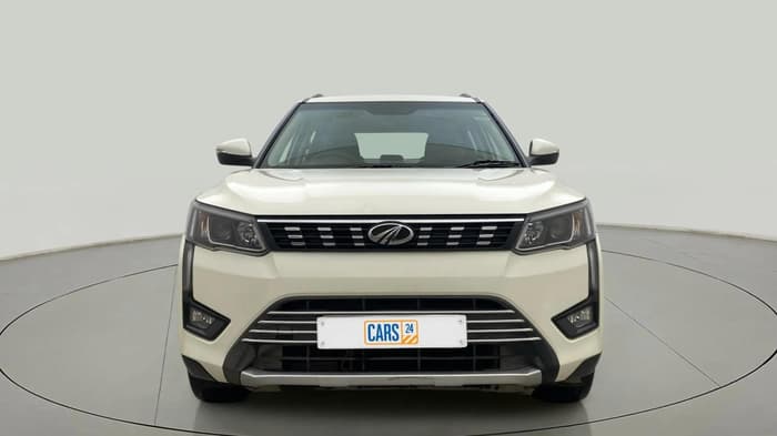 2021 Mahindra XUV300 W8 1.2 PETROL, Petrol, Manual, 23,196 km, Front