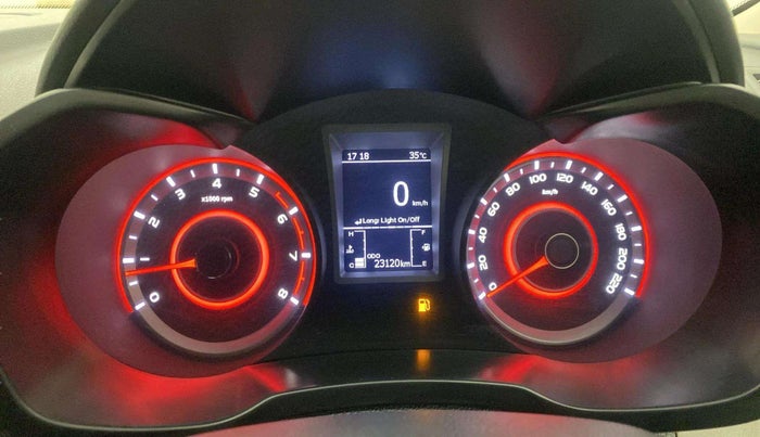 2021 Mahindra XUV300 W8 1.2 PETROL, Petrol, Manual, 23,196 km, Odometer Image