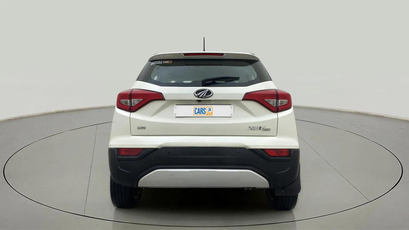 2021 Mahindra XUV300 W8 1.2 PETROL, Petrol, Manual, 23,196 km, Back/Rear