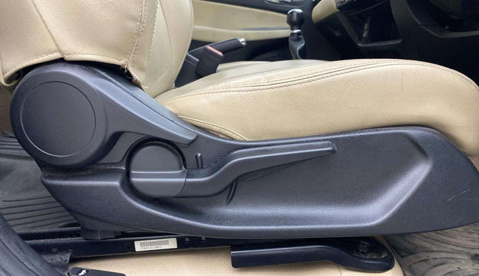2021 Honda City 1.5L I-DTEC V, Diesel, Manual, 73,823 km, Driver Side Adjustment Panel