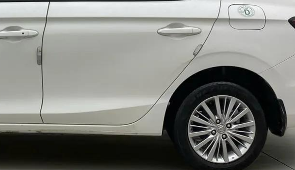 2021 Honda City 1.5L I-DTEC V, Diesel, Manual, 73,823 km, Rear left door - Minor scratches