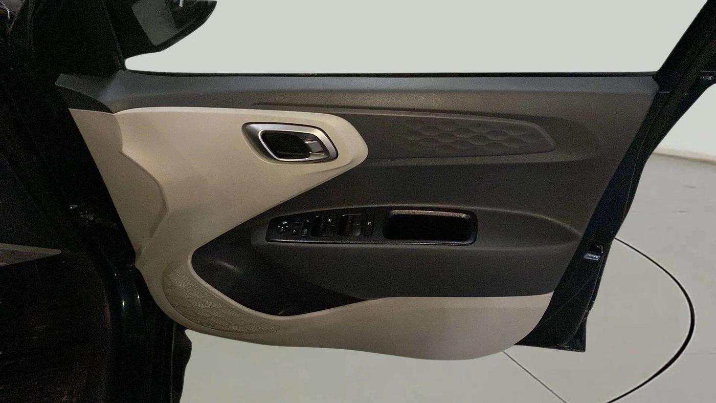 2020 Hyundai GRAND I10 NIOS SPORTZ 1.2 KAPPA VTVT, Petrol, Manual, 44,529 km, Driver Side Door Panels Control