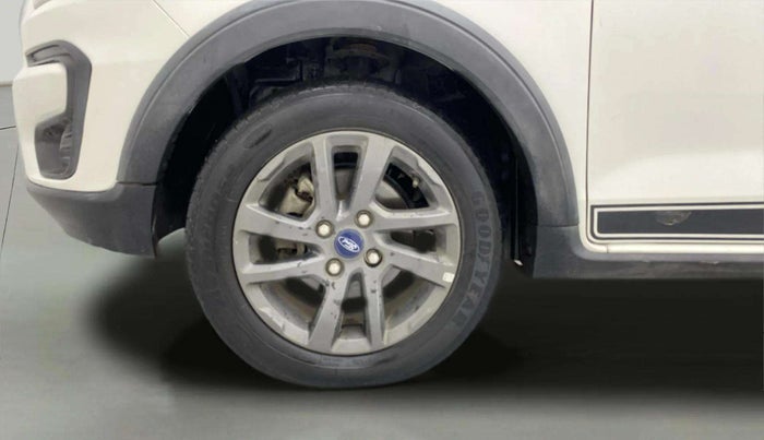 2021 Ford FREESTYLE TITANIUM PLUS 1.2 PETROL, Petrol, Manual, 42,217 km, Left Front Wheel