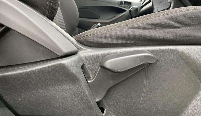 2021 Ford FREESTYLE TITANIUM PLUS 1.2 PETROL, Petrol, Manual, 42,217 km, Driver Side Adjustment Panel