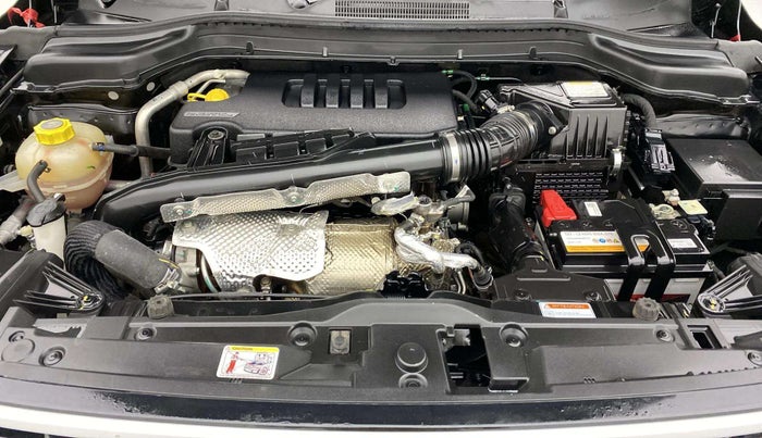 2023 Mahindra XUV300 W6 1.5 Sunroof Diesel, Diesel, Manual, 36,785 km, Engine View