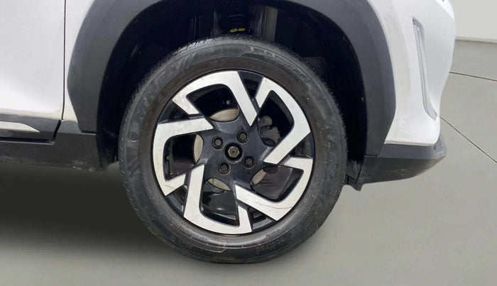 2022 Nissan MAGNITE XV MT, Petrol, Manual, 45,214 km, Right Front Wheel