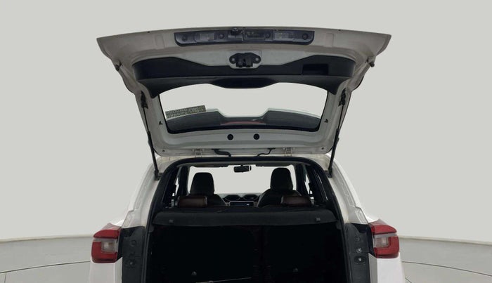 2022 Nissan MAGNITE XV MT, Petrol, Manual, 45,214 km, Boot Door Open