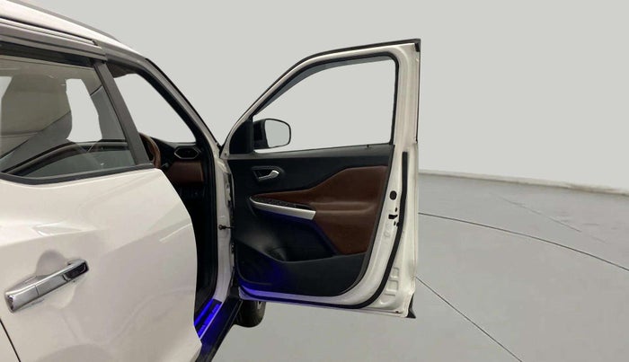 2022 Nissan MAGNITE XV MT, Petrol, Manual, 45,214 km, RHS Front Door