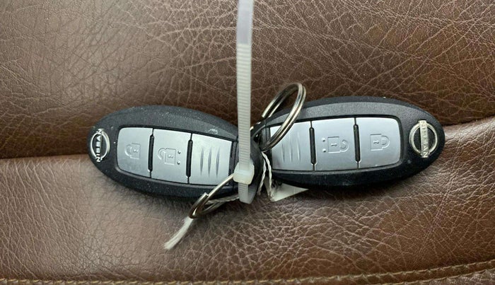 2022 Nissan MAGNITE XV MT, Petrol, Manual, 45,214 km, Key Close Up