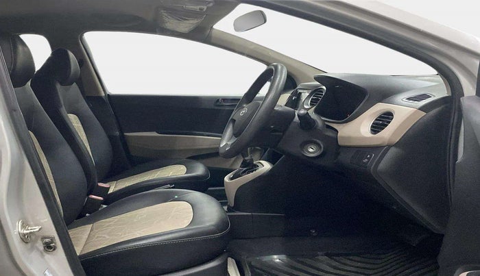 2018 Hyundai Grand i10 MAGNA AT 1.2 KAPPA VTVT, Petrol, Automatic, 7,240 km, Right Side Front Door Cabin