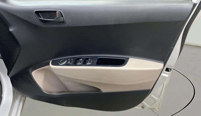 2018 Hyundai Grand i10 MAGNA AT 1.2 KAPPA VTVT, Petrol, Automatic, 7,240 km, Driver Side Door Panels Control