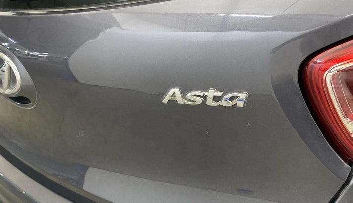 2017 Hyundai Grand i10 ASTA 1.2 KAPPA VTVT, CNG, Manual, 46,160 km, Dicky (Boot door) - Minor scratches