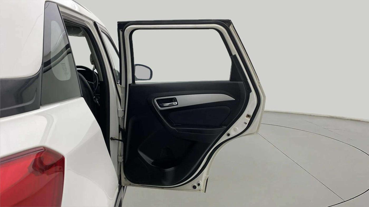 2020 Maruti Vitara Brezza ZXI PLUS AT SHVS, Petrol, Automatic, 78,745 km, RHS Rear Door
