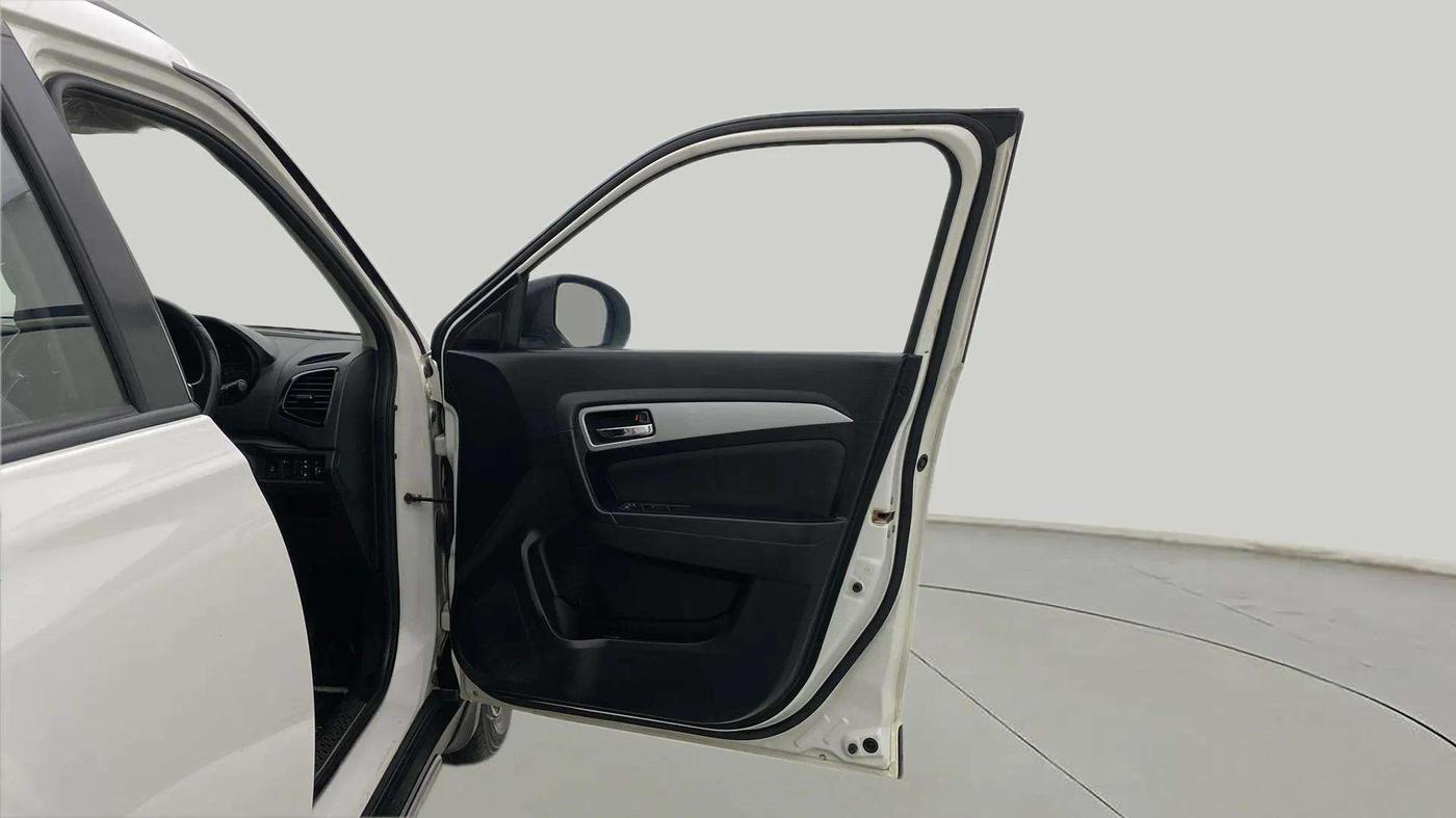 2020 Maruti Vitara Brezza ZXI PLUS AT SHVS, Petrol, Automatic, 78,745 km, RHS Front Door